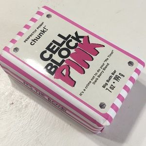 NEW Perfectly Posh Chunk Bath Bar ‘ Cell Block’